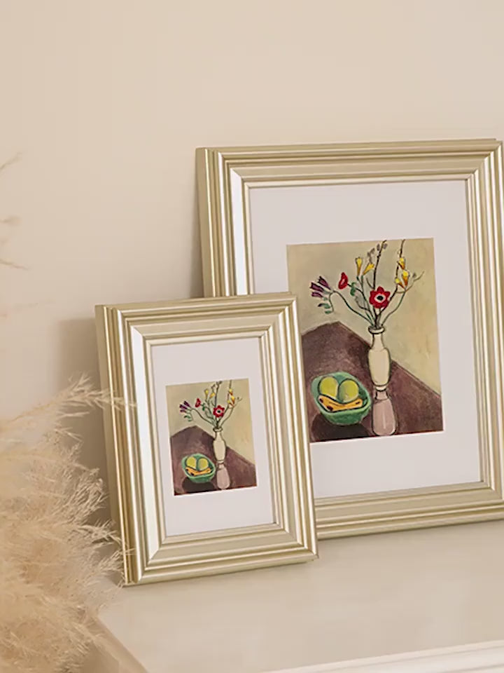 Creative Gold Picture Frame Versatile Photo Frame for 8-inch, 10-inch, and A4 Artworks Horizontal & Vertical Display Home Décor