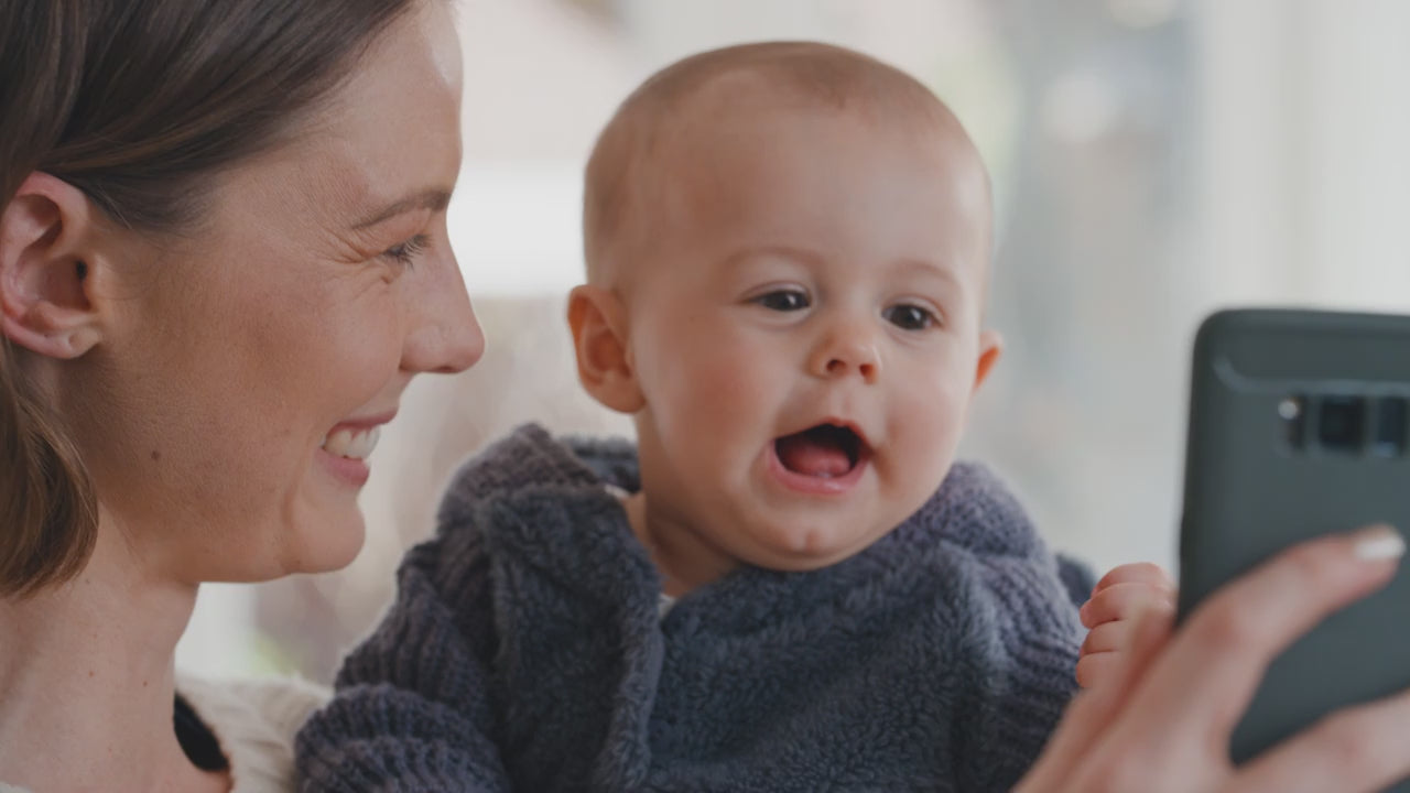 Christmas Gift Frameo 10.1 Inch WiFi Digital Picture Frame，1280 * 800IPS HD Cloud Smart Digital Photo Frame,32GB Storage,